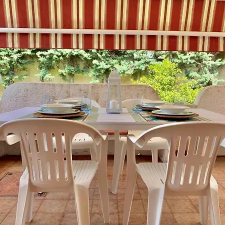 Anna بيت للعطل بيشيلي