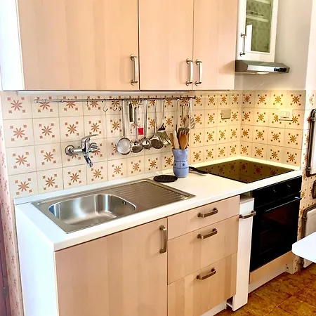 Anna بيت للعطل بيشيلي